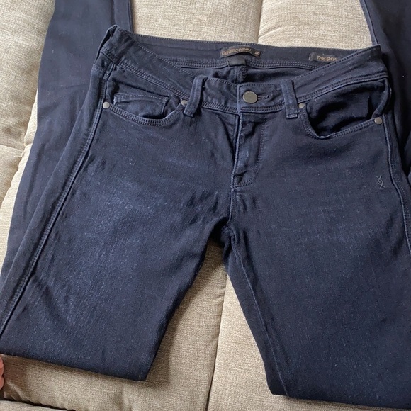 Genetic denim. - Picture 3 of 9